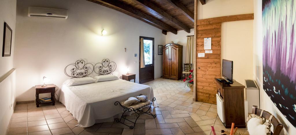 Alba Bed & Breakfast Melendugno Eksteriør billede