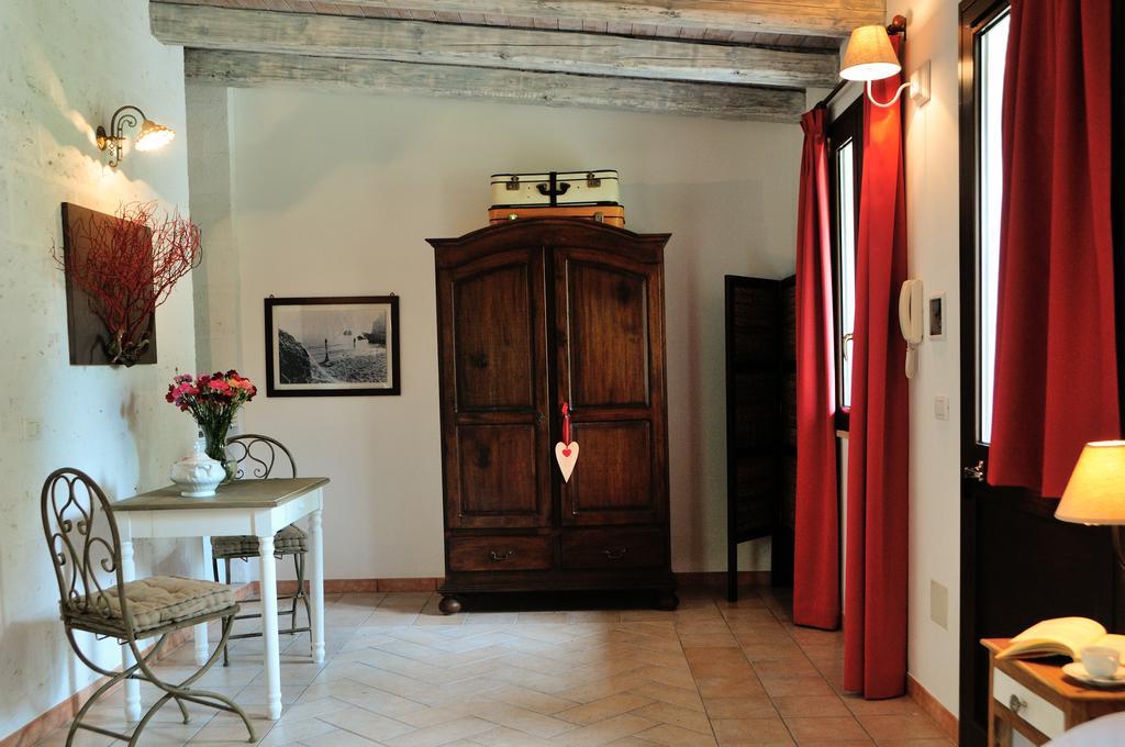 Alba Bed & Breakfast Melendugno Eksteriør billede